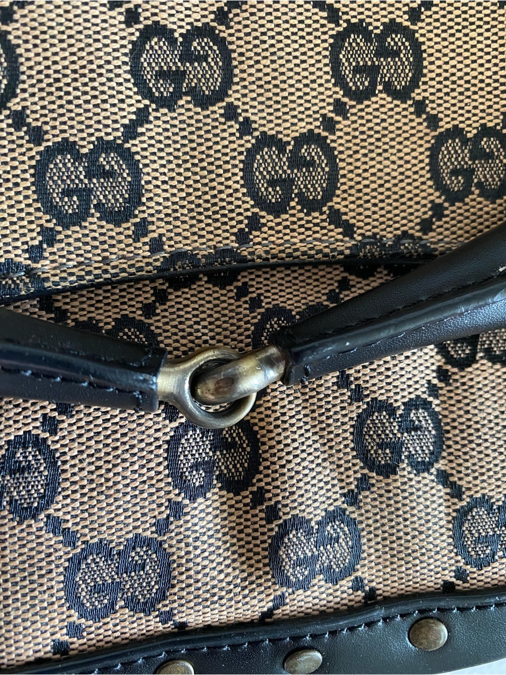 Gucci Beige/Brown GG Canvas Shoulder Bag with Black Leather Trim - Picture 4 of 14